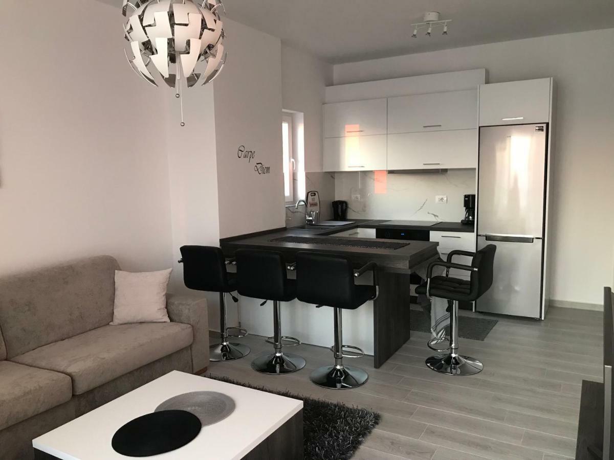 Sunset Apartment Sarande Ngoại thất bức ảnh