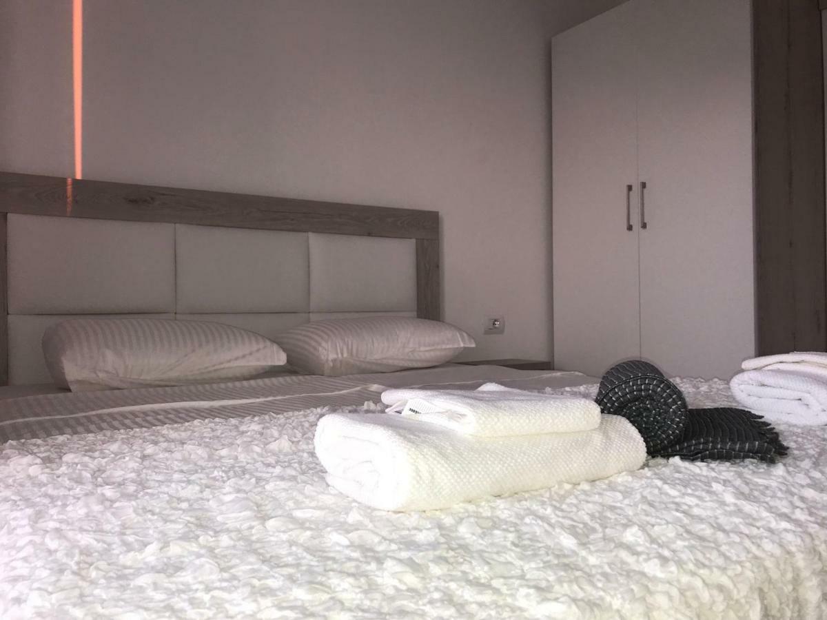 Sunset Apartment Sarande Ngoại thất bức ảnh